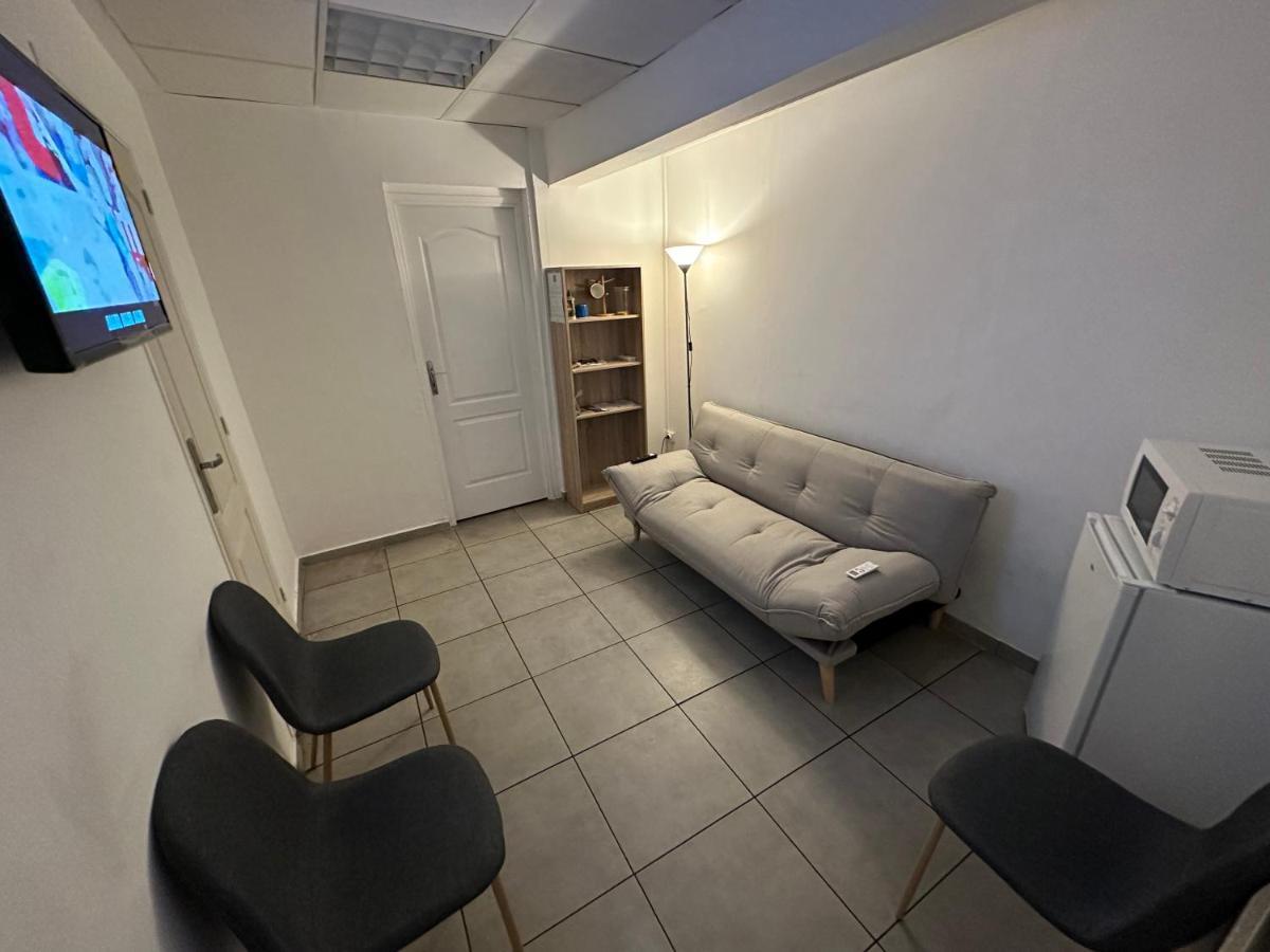 Azur Hotel Saint-Denis Esterno foto