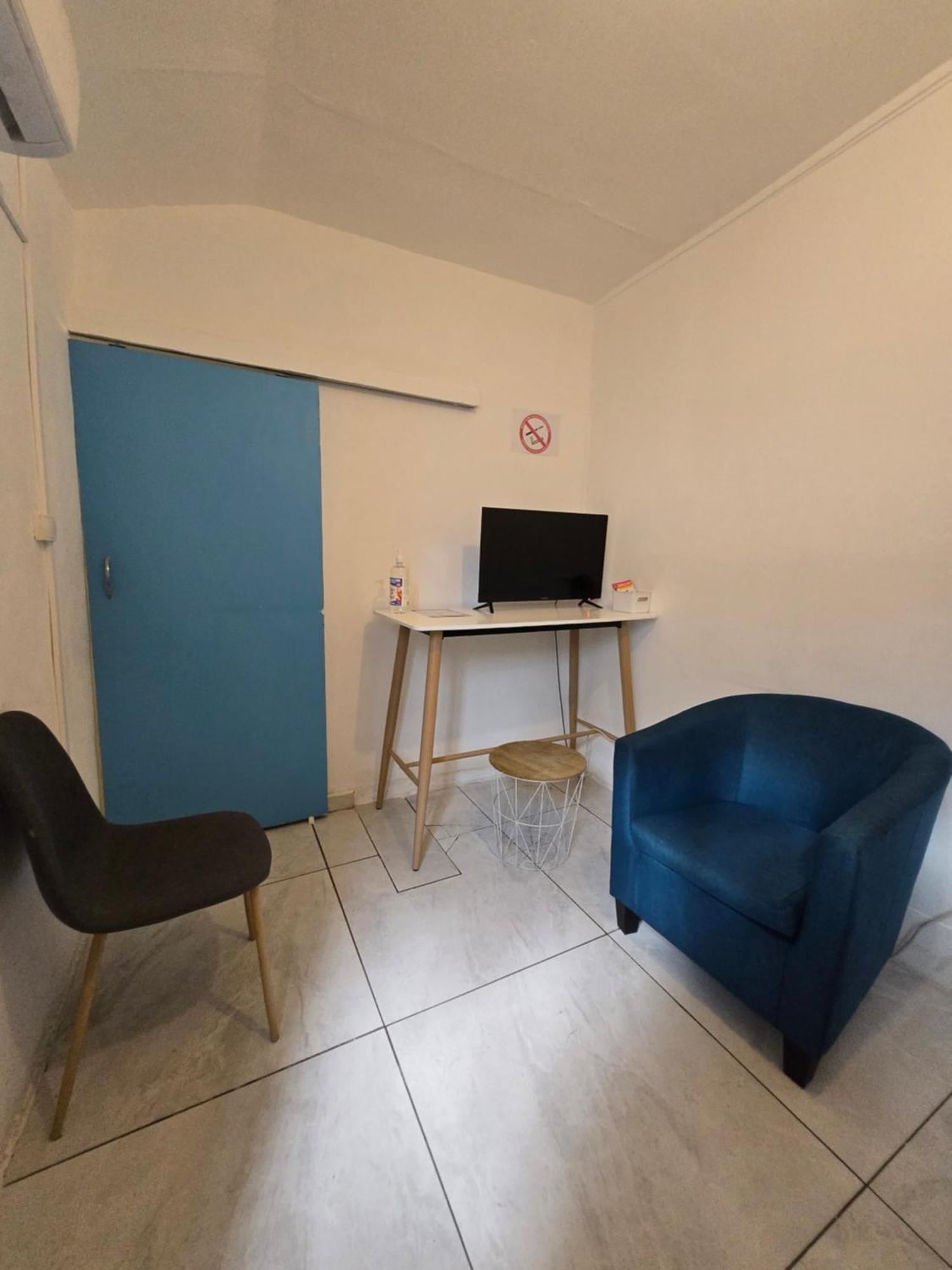 Azur Hotel Saint-Denis Esterno foto